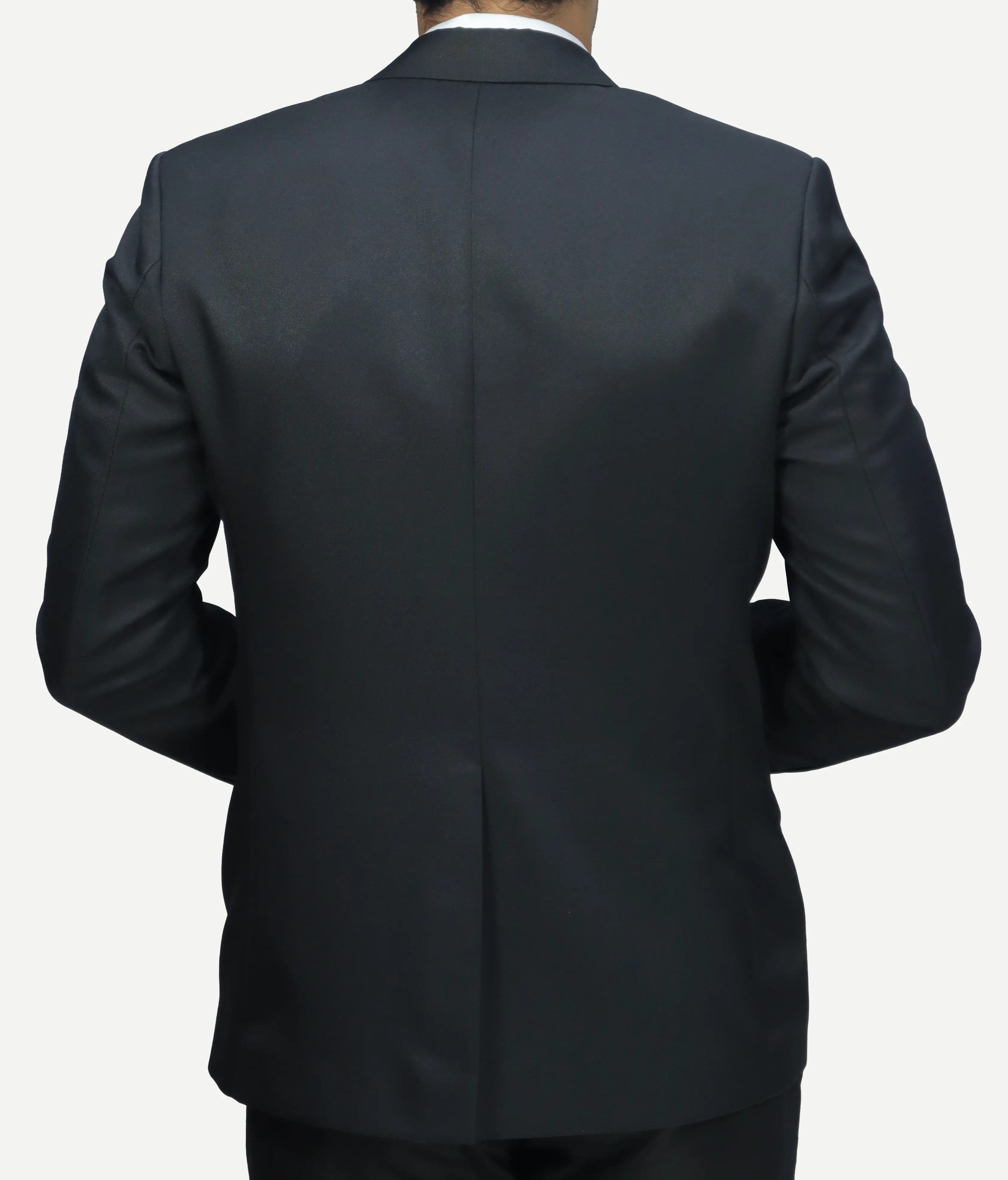 بدلة رجالي سوداء – قماش ناعم، زرار واحد Regular Fit
